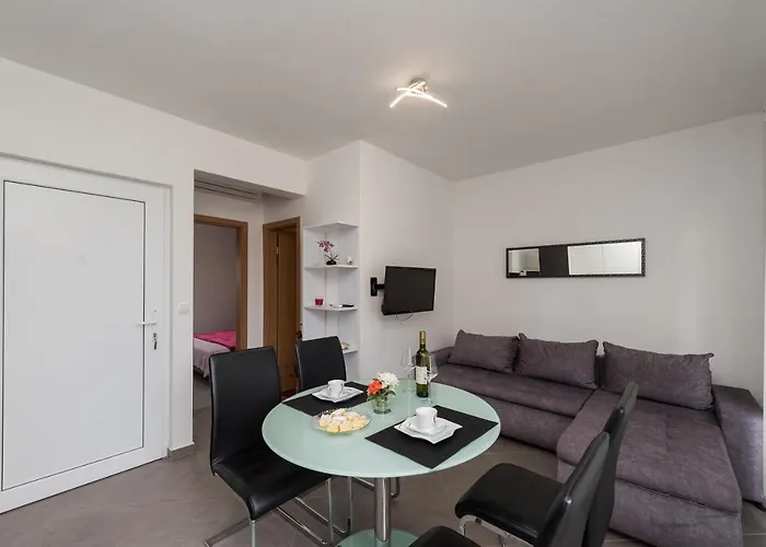 Lavi Апартаменты Задар